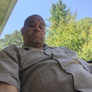 Meet your Posher, Gregory